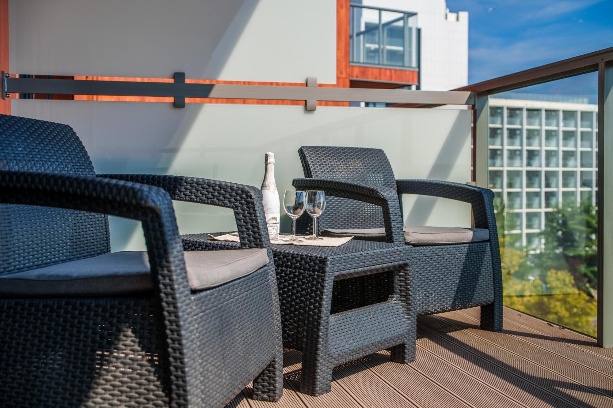 Apartament Delux Kasprowicza 20C Prywatny Parking Basen Sauna Oraz Silownia W Cenie Колобжег Экстерьер фото