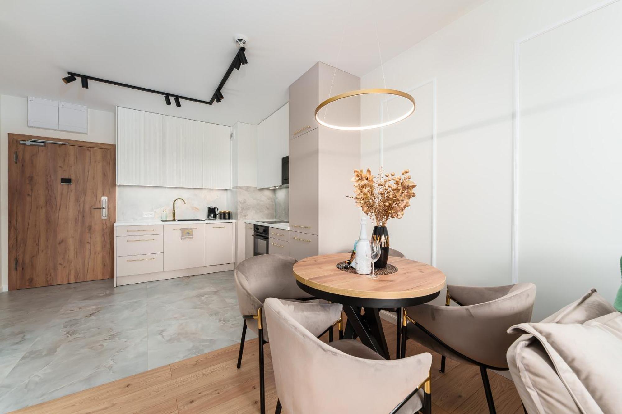 Apartament Delux Kasprowicza 20C Prywatny Parking Basen Sauna Oraz Silownia W Cenie Колобжег Экстерьер фото