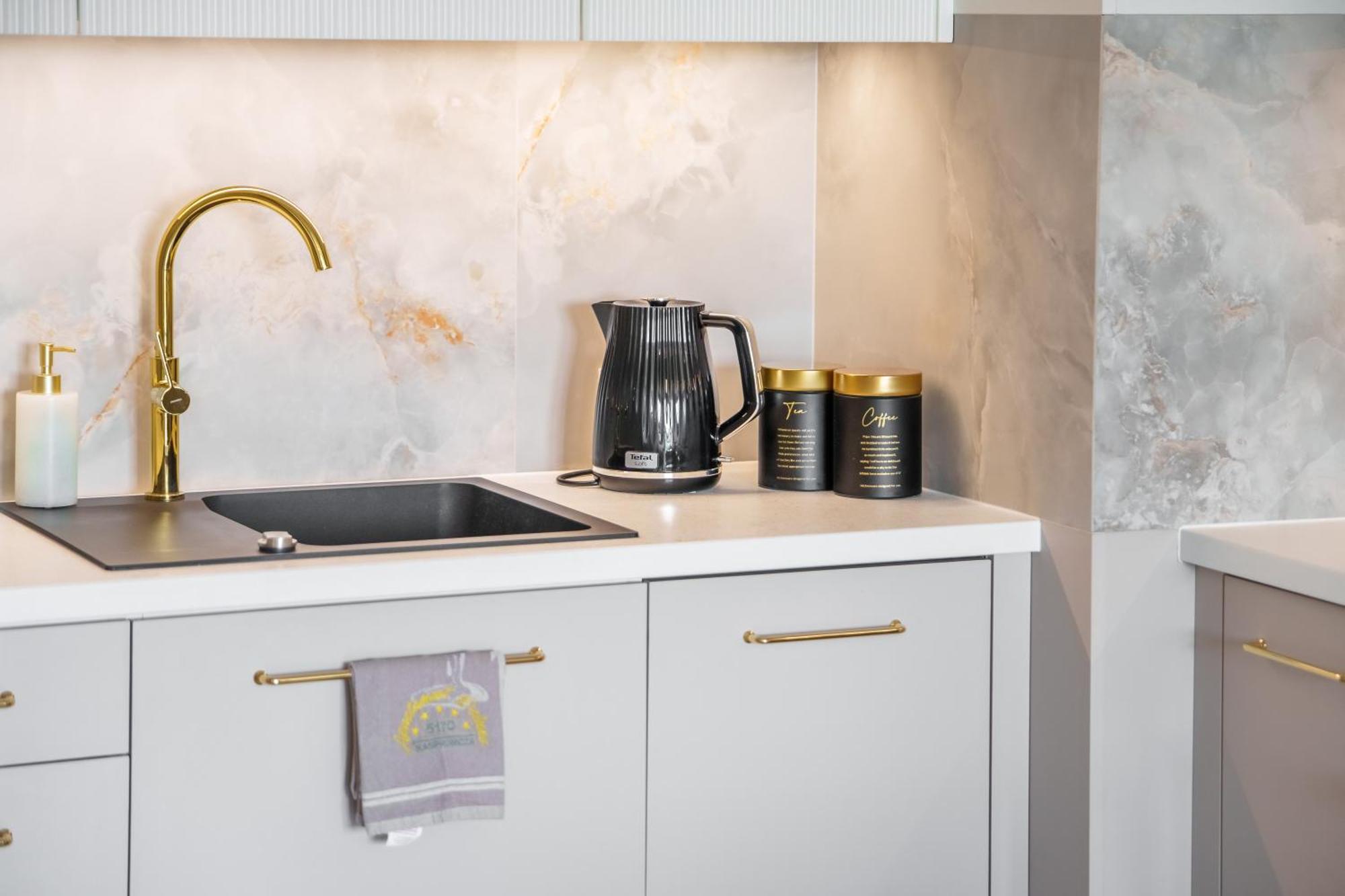 Apartament Delux Kasprowicza 20C Prywatny Parking Basen Sauna Oraz Silownia W Cenie Колобжег Экстерьер фото
