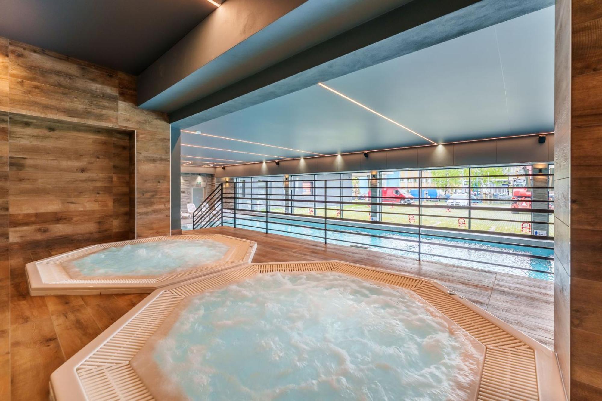 Apartament Delux Kasprowicza 20C Prywatny Parking Basen Sauna Oraz Silownia W Cenie Колобжег Экстерьер фото